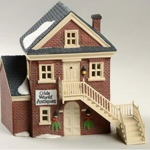 Department 56- Disney Park Village Series- Liberty Square